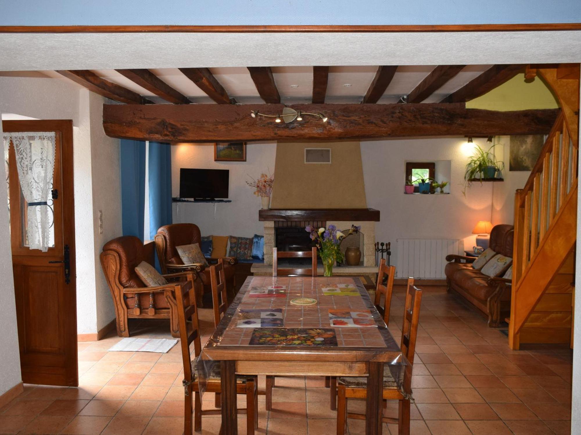 Gîte Crissé, 4 pièces, 6 personnes - FR-1-410-186 Extérieur photo