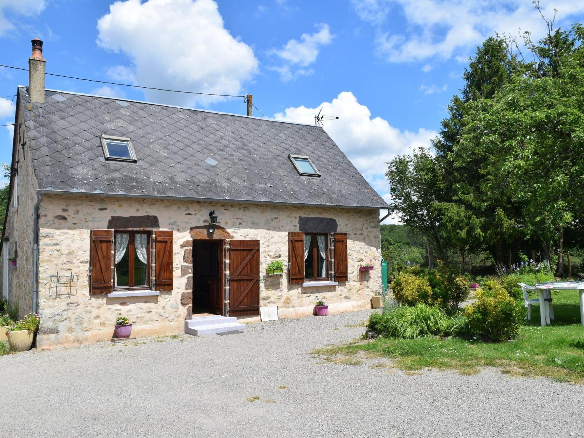 Gîte Crissé, 4 pièces, 6 personnes - FR-1-410-186 Extérieur photo