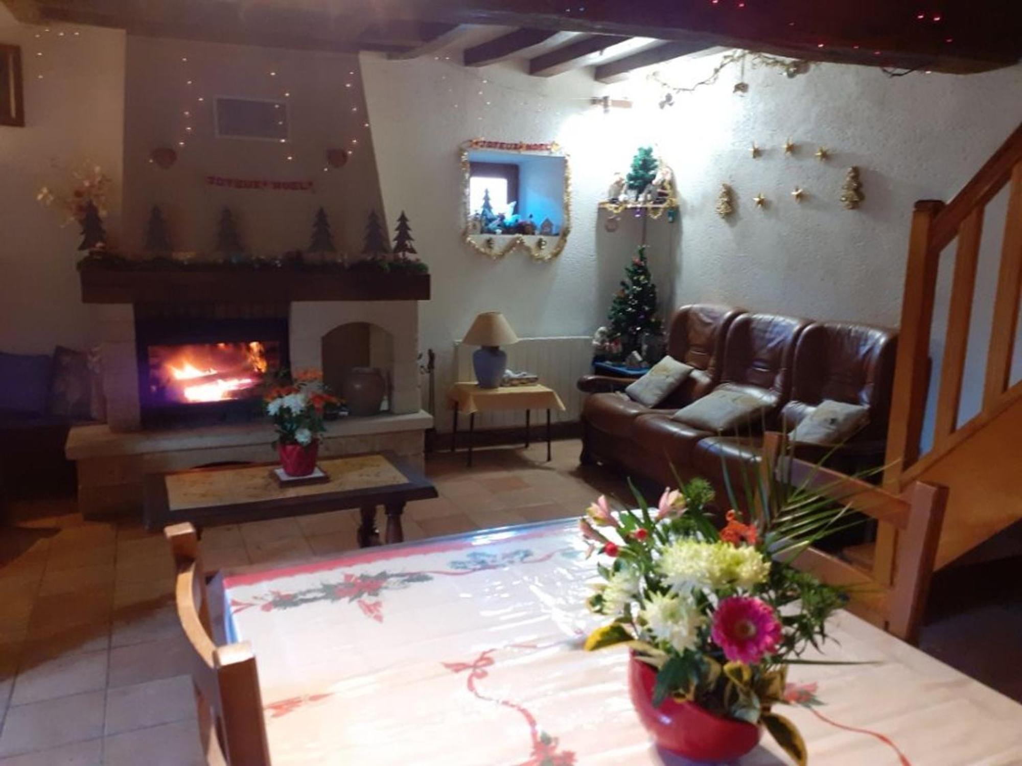 Gîte Crissé, 4 pièces, 6 personnes - FR-1-410-186 Extérieur photo